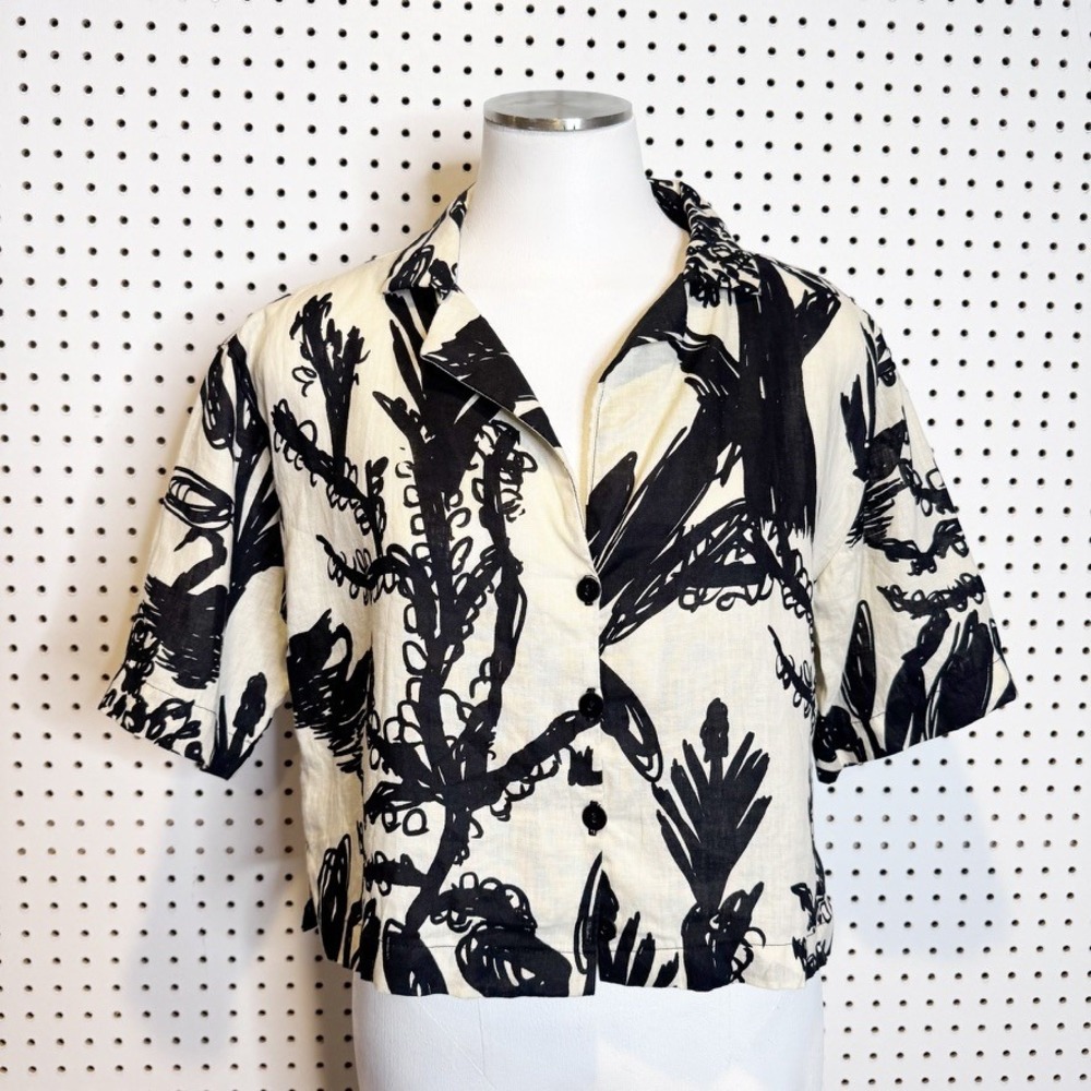 Bel Kazan | Nadia Top in "Lagoon" Linen Cropped Button Down Shirt Black‎ Cream